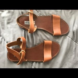 Steve Madden sandal